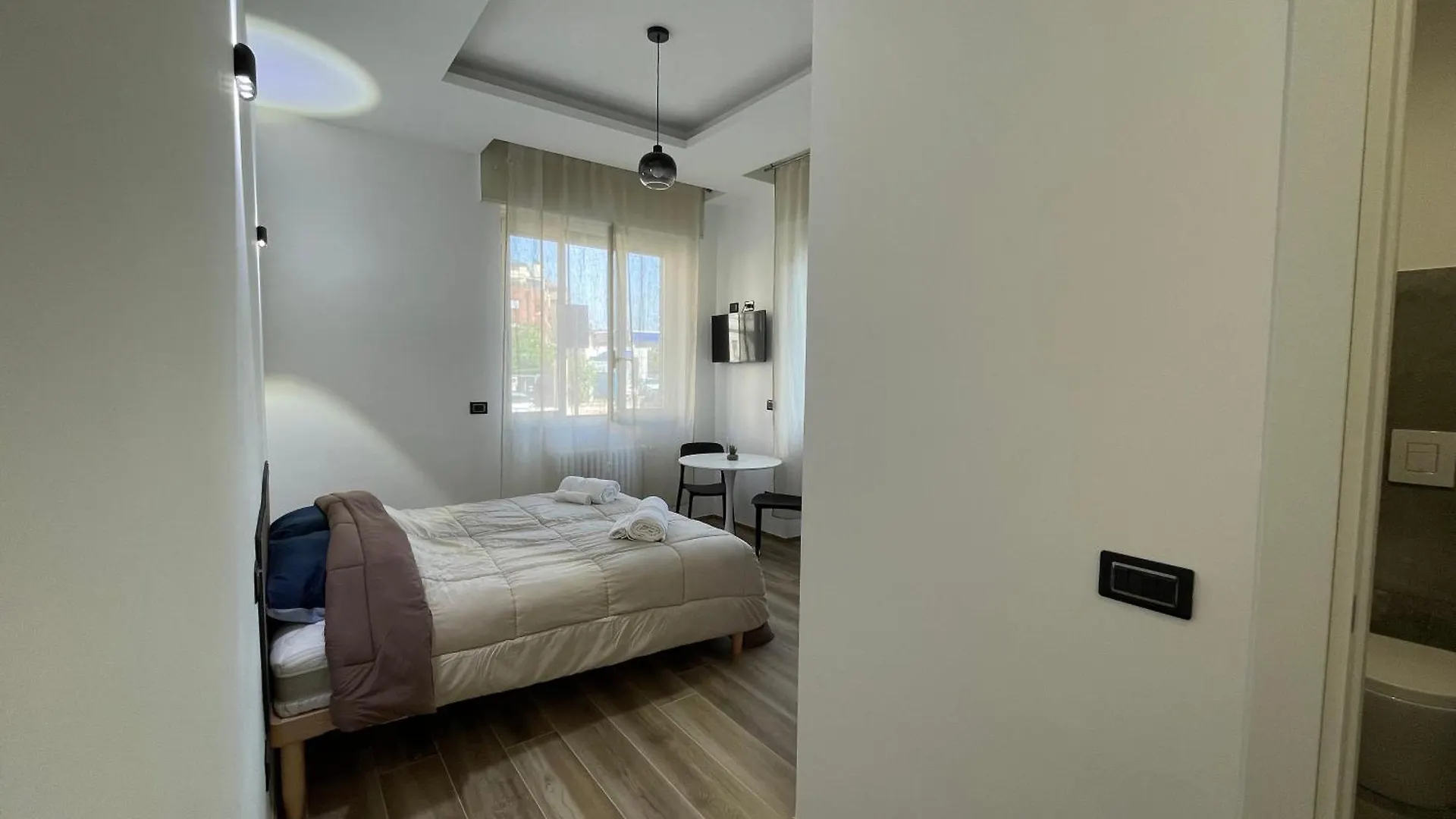 Guest House Design Navigli ميلان
