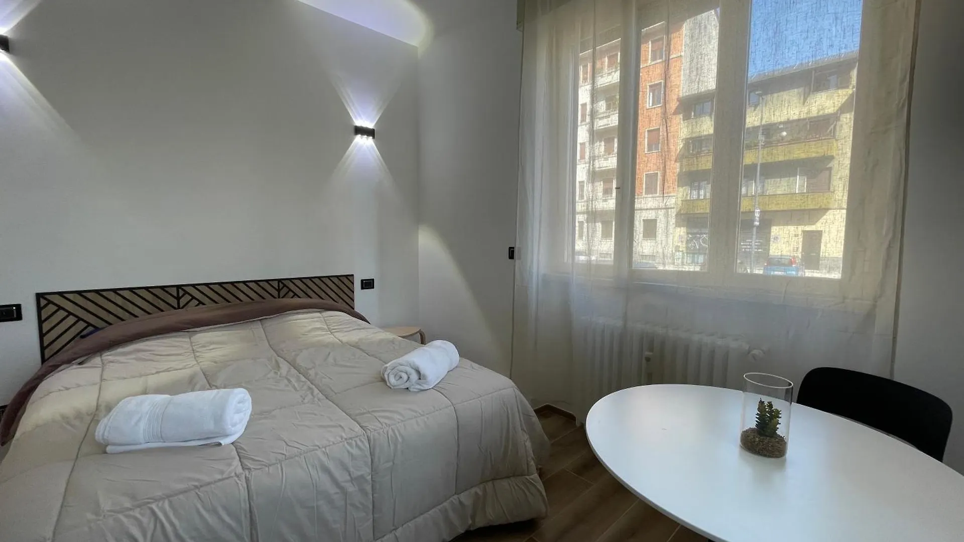 Guest House Design Navigli ميلان 0*,  إيطاليا